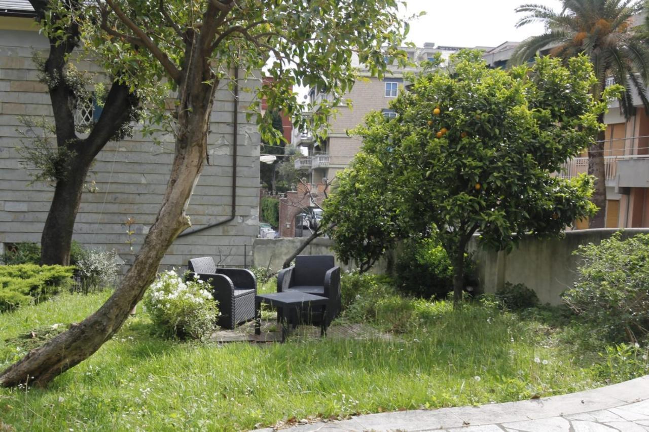 Villa Al Villino Duse Genua Exterior foto